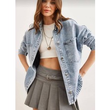 Dolce Queen Kadın Açık Mavi Oversize Denim Gömlek Ceket – Şehir Stilinin Vazgeçilmezi ✨