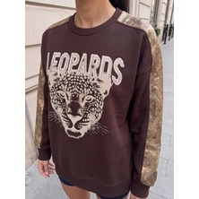 Dolce Queen Kadın Leopar Baskılı Taş Detaylı Oversize Sweatshirt 2 Iplik Şardonsuz Yeni Sezon