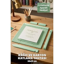 ve Karton Katlama Tahtası 16X15 cm | Skorlama Panosu | Davetiye, Kutu ve Scrapbook Katlama Aparatı | Mint Yeşil | Plastik