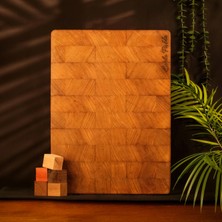 Carlo Pablo %100 Doğal El Yapımı End Grain Kesme Tahtası Premium Kamerun Iroko 45x30x4 cm, Antibakteriyel Çizilmez Yüzey, Su Geçirmez (Avrupa'da Üretilmiştir)