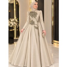 Feriha Sarıoğlu Tarlatanlı Nişan Elbisesi