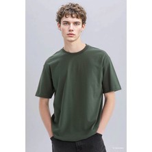 DeFacto %100 Pamuk Oversize Bisiklet Yaka Basic Kısa Kollu Tişört E6885AXNS