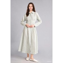 DeFacto Regular Fit Gömlek Yaka Kareli Gofre Dokulu Uzun Kollu Yeşil Maxi Elbise H5636AX26SM