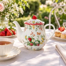 Easy Life Collection's Jardin Des Fraises Porselen Çaydanlık · 900 ml
