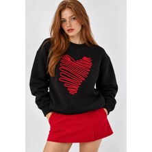 Mevese Kalp Işlemeli Kadın  Sweatshirt- Siyah