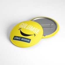 Beyaz Penguen Gülümse Çünkü Bedava - 58MM Rozet