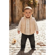 Hippıl Erkek Bebek 3'lü Set - Bej Şişme Yelek, Çizgili Pamuklu Gömlek ve Siyah Jean Pantolon Takımı