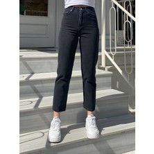 Beeke Serenay Jeans Kadın Solmayan Siyah Yüksek Bel Comfort Likralı Denim Mom Kot (Tam Kalıptır)