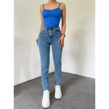 Beeke Leo 90's Dora Mavi Kar Yıkama Boyfriend Jean Kadın Solmaz Mom Toparlayıcı Kot Pantolon