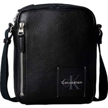Calvin Klein Siyah Erkek Postacı Çantası Bold Pebble Sımple Reporter