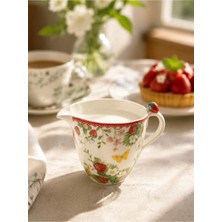 Easy Life Collection's Jardin Des Fraises Lifestyle Sütlük 220 ml