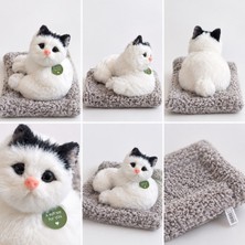 C&On Design Basınca Miyavlayan Sesli ve Yastıklı Peluş Kedi Oyuncak - Sevimli Yavru Kedi Tasarımı