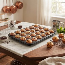 Ivory 24'lü Yuvarlak Muffin Kalıbı - Siyah