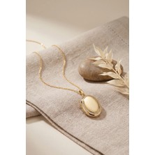 Alfa Brand Pirinç Gold Renk Kapaklı Fotoğraf Koyulabilir Model Kadın Kolye