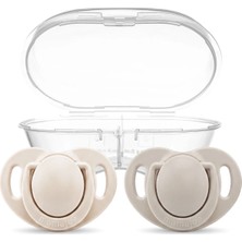 Mamajoo Ortodontik Emzik Seti 6 Ay+ Light Beige & Light Gray | İkili, Silikon, Damaklı | Sterilizasyon & Saklama Kabı Hediyeli