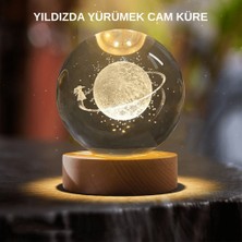 Str Store Sarı Işıklı Dekoratif Cam Küre Kız Figürlü Ahşap Standlı