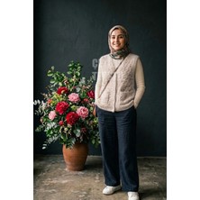 Mabelme Store Yumoş Ponpon Düğmeli Yelek - Kahve