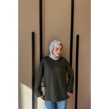 Düşük Omuzlu Geniş Kol Detaylı Tunik