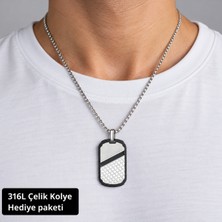 Herşey Nota 316L Çelik Erkek Kolye – Geometrik Kare Desenli Dikdörtgen Plaka 70 cm Zincirli Kolye