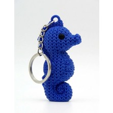 Yakamoz Atölye Deniz Atı Anahtarlık 8 cm Örgü Desenli 3D Baskı Mavi Amigurumi Görünümlü Çanta Süsü Hediyelik