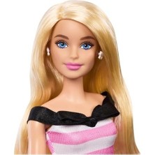 Mabelme Store Pembe Beyaz Çizgili Elbisesi ve Topuklu Ayakkabılarıyla 65. Yıla Özel Sarışın Bebek ve Aksesuarları, HTH66