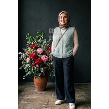 Yumoş Ponpon Düğmeli Yelek - Su Yeşili