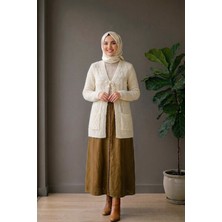 Yumoş Ponpon Bağlamalı Yelek - Krem