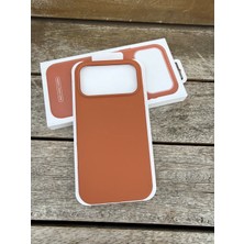 Madam Case Apple iPhone 12 Uyumlu Kahverengi Kutulu Animasyonlu Lansman Kılıf