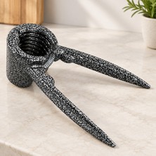 Burada Bulabilirsin Metal Saplı Ceviz Kıracağı