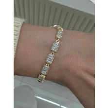 Esmeray Aksesuar Vip Çelik Gold Renk Zirkon Taşlı Tasarım Bileklik Uzunluk 16,5 Cm. Ek Klipsle 19 Cm.