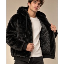 Can Moda Canmoda Private Yazı Aplikeli Siyah Parlak Peluş Kapitone Astarlı Kapüşonlu Ceket
