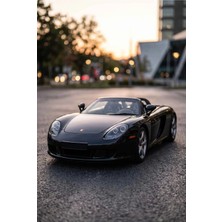 L'edoren Porsche Carrera Gt