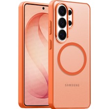 Happy Trend Samsung Galaxy S26 Ultra Için Matt Flex Serisi Magsafe ile Uyumlu Yükseltilmiş Lens Çerçeveli Ultra Güçlü Darbeye Dayanıklı Yumuşak Silikon Kılıf (Turuncu, Galaxy S26 Ultra)