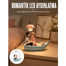 Royaleks Romantik Sandal Üzerinde Çift Figürü LED Gece Lambası Masa Dekoru Yeni Nesil