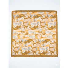 90X90 Hardal Sarısı Desenli Saten Fular – Krem & Bebe Mavisi