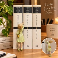 Paradoks Ajans Paradoks Tasarım Kitapların Arasında | Minyatür Kitaplık Dekoru Dekoratif Kadın Figürü 3D Baskı Hediyelik Biblo
