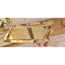 Sunvera Çelik 1 Adet 18X33 cm Gold Kristal Taşlı Çiçek Aksesuarlı Paslanmaz Çelik Aynalı Dikdörtgen Sunum Tepsisi, Söz Nişan Yüzük Kız Isteme Damat Kahvesi Çay Lokum Çikolata Servis Tepsisi