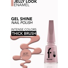 Str Store Jelly Look Yüksek Pigmentli & Parlak Bitişli Jel Görünümlü Oje