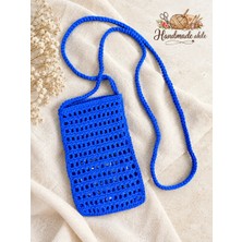 Handmade Akile El Örgüsü Telefon Çantası – Beyaz Çiçek Motifli – Saks Mavisi