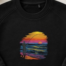 Gün Batımı Balıkçı Silüeti Nakışlı Bisiklet Yaka Sweatshirt Unisex