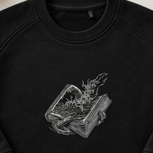 Fırtınalı Büyü Kitabı Nakışlı Bisiklet Yaka Sweatshirt Unisex