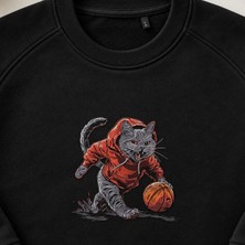 Basketbolcu Kedi Nakışlı Bisiklet Yaka Sweatshirt Unisex