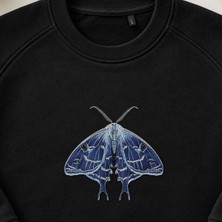 Detaylı Mavi Güve Nakışlı Bisiklet Yaka Sweatshirt Unisex