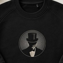 Gizemli Beyefendi Gotik Silüet Nakışlı Bisiklet Yaka Sweatshirt Unisex