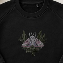Eğrelti Otlu Botanik Güve Nakışlı Bisiklet Yaka Sweatshirt Unisex