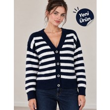 Bella Robe Yeni Sezon Kadın V Yaka Düğmeli Çizgili Yumuşak Dokulu Oversize Triko Hırka