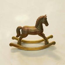 Atölyeden Premium Dekoratif Gold Sallanan At Biblosu - Nostaljik Masa Üstü Aksesuarı (8X11 Cm)
