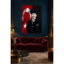 Fida Türk Bayrağı Önünde Kalpaklı Atatürk Canvas Tablo