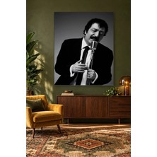 Fida Mikrofon Başında Müslüm Gürses Siyah Beyaz Canvas Tablo