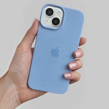Pronorth iPhone 15 Uyumlu Soft Silikon Kılıf Logolu Su Geçirmez Cosmos Blue Malzeme